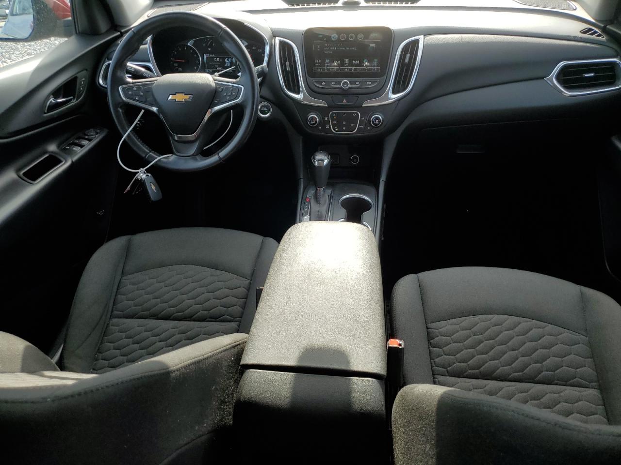 2gnaxjev3j6330726 2GNAXJEV3J6330726 2018 Chevrolet Equinox Lt