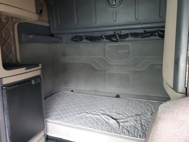 2016 FREIGHTLINER CASCADIA 125   