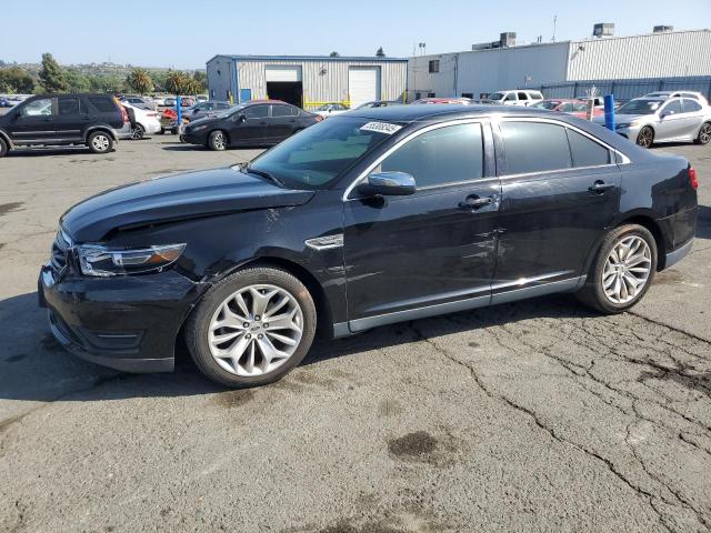  FORD TAURUS 2017 Чорний