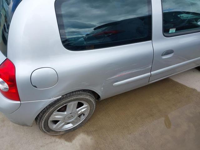 2005 RENAULT CLIO EXTRE