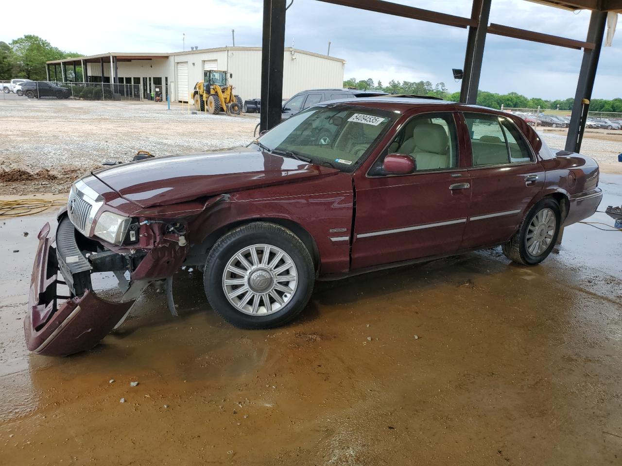 2011 Mercury Grand Marquis Ls for Sale in Tanner, AL - Front End
