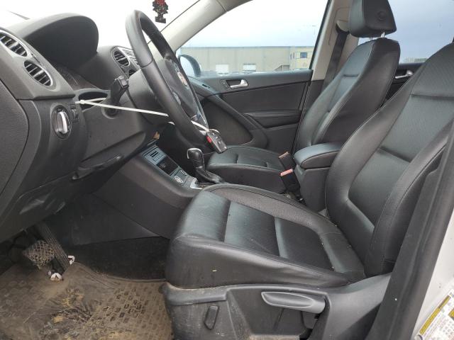 VOLKSWAGEN TIGUAN 2017 Srebrny