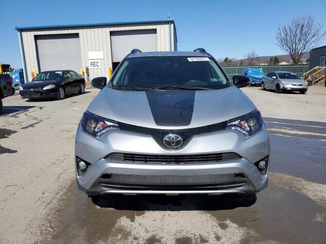  TOYOTA RAV4 2018 Srebrny