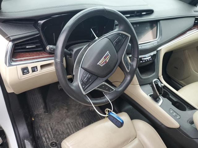 Паркетники CADILLAC XT5 2017 Белый