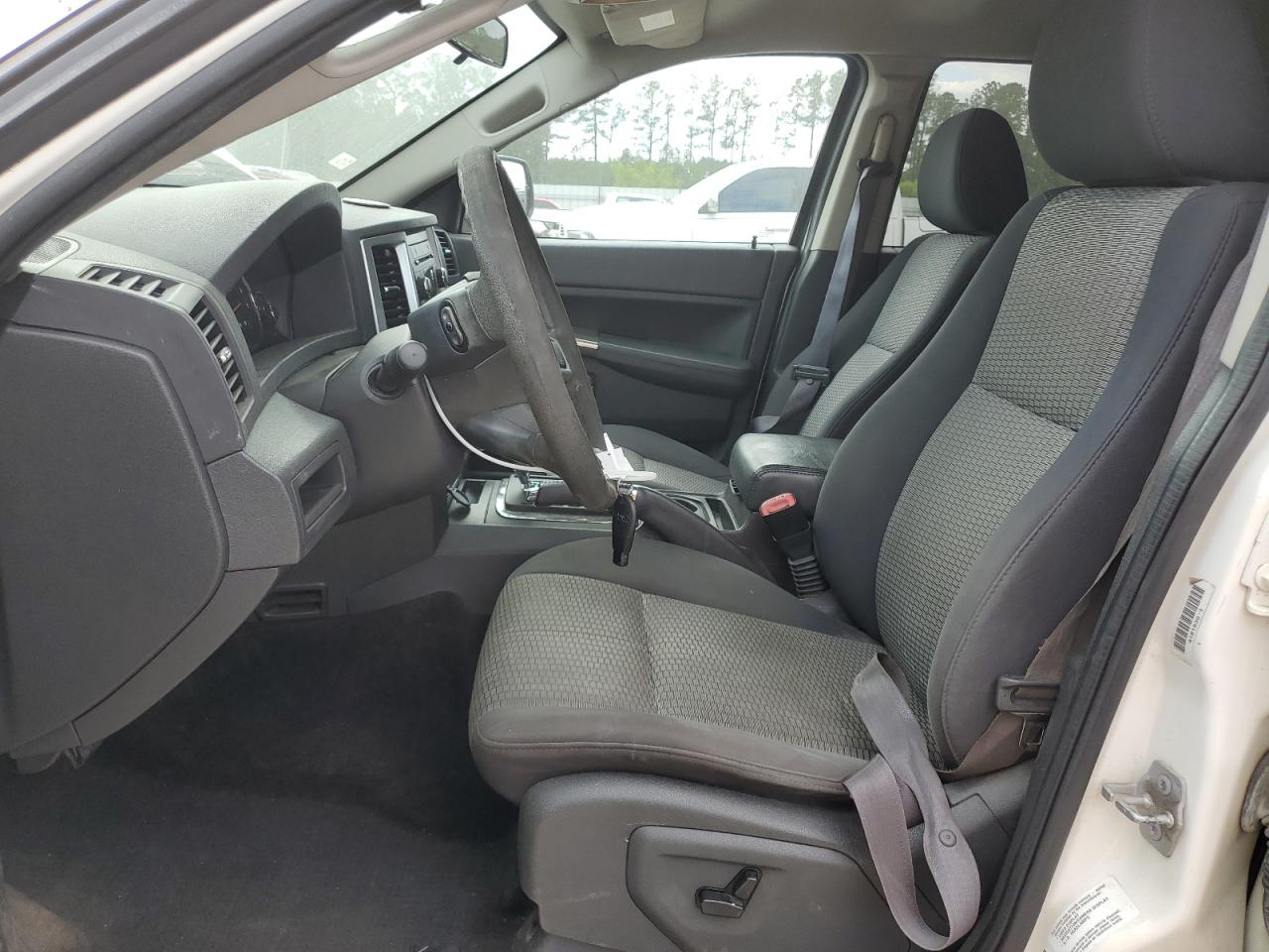 2010 Jeep Grand Cherokee Laredo VIN: 1J4PS4GK7AC111999 Lot: 54743285
