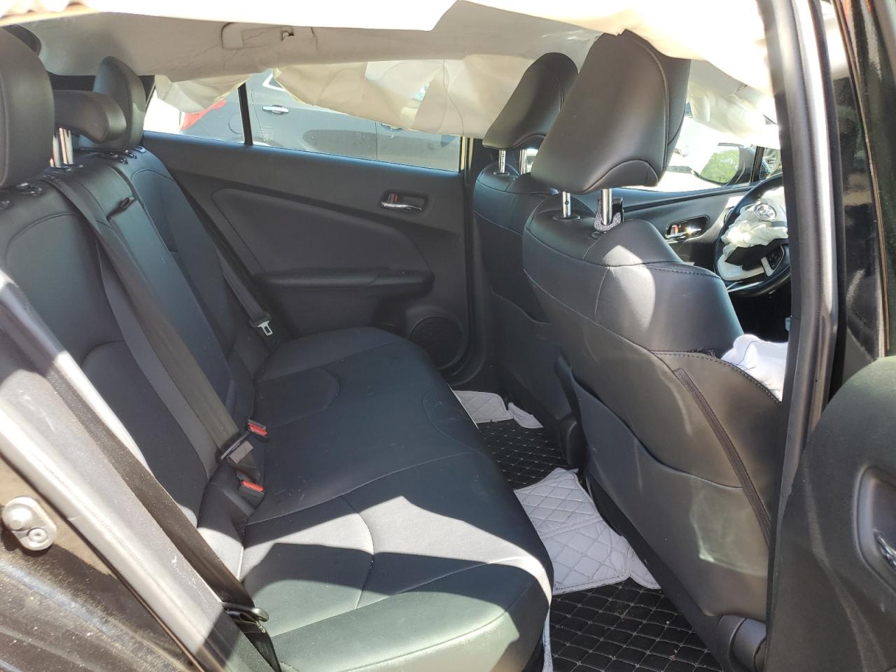 2018 Toyota Prius VIN: JTDKARFU8J3058345 Lot: 54570385