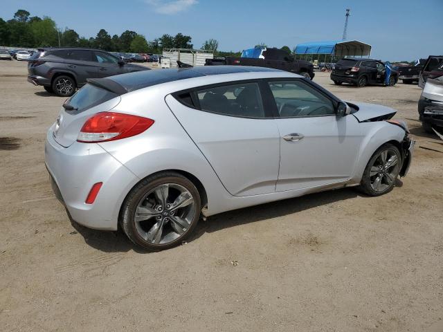  HYUNDAI VELOSTER 2017 Серебристый
