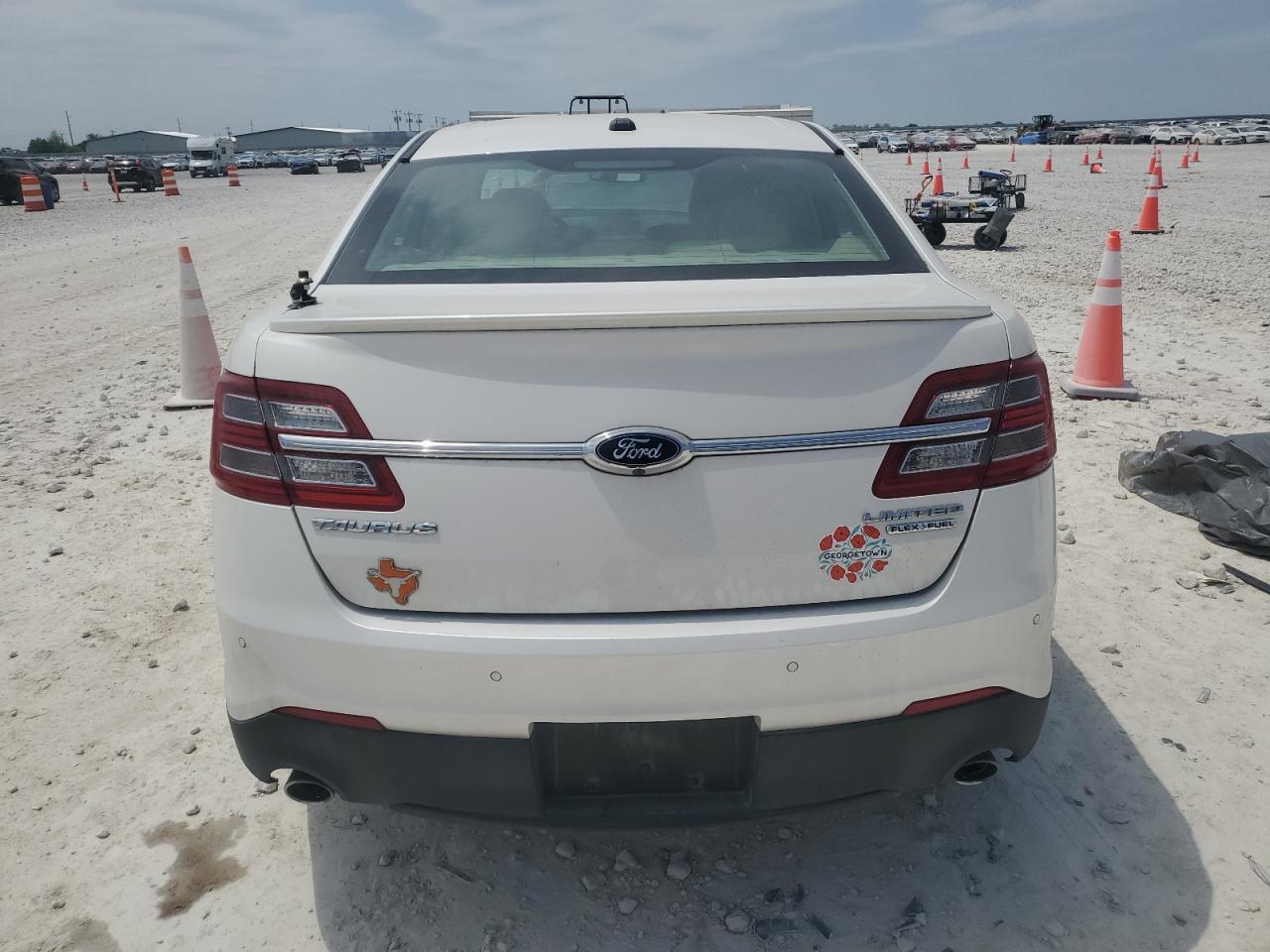 2015 Ford Taurus Limited VIN: 1FAHP2F87FG177660 Lot: 53088605
