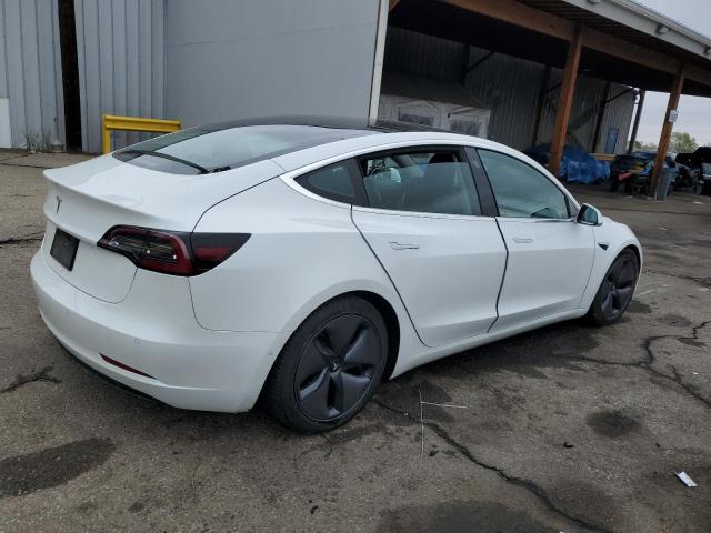  TESLA MODEL 3 2020 Белы