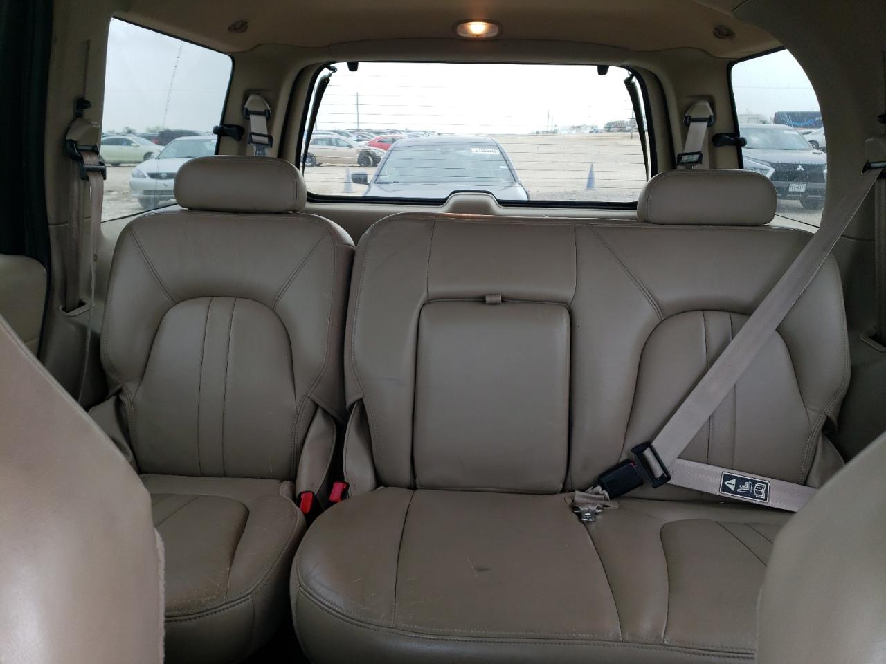 2000 Ford Expedition Eddie Bauer VIN: 1FMEU17L5YLB80873 Lot: 51069805