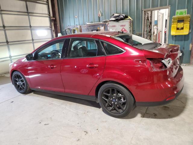 Седани FORD FOCUS 2016 Червоний