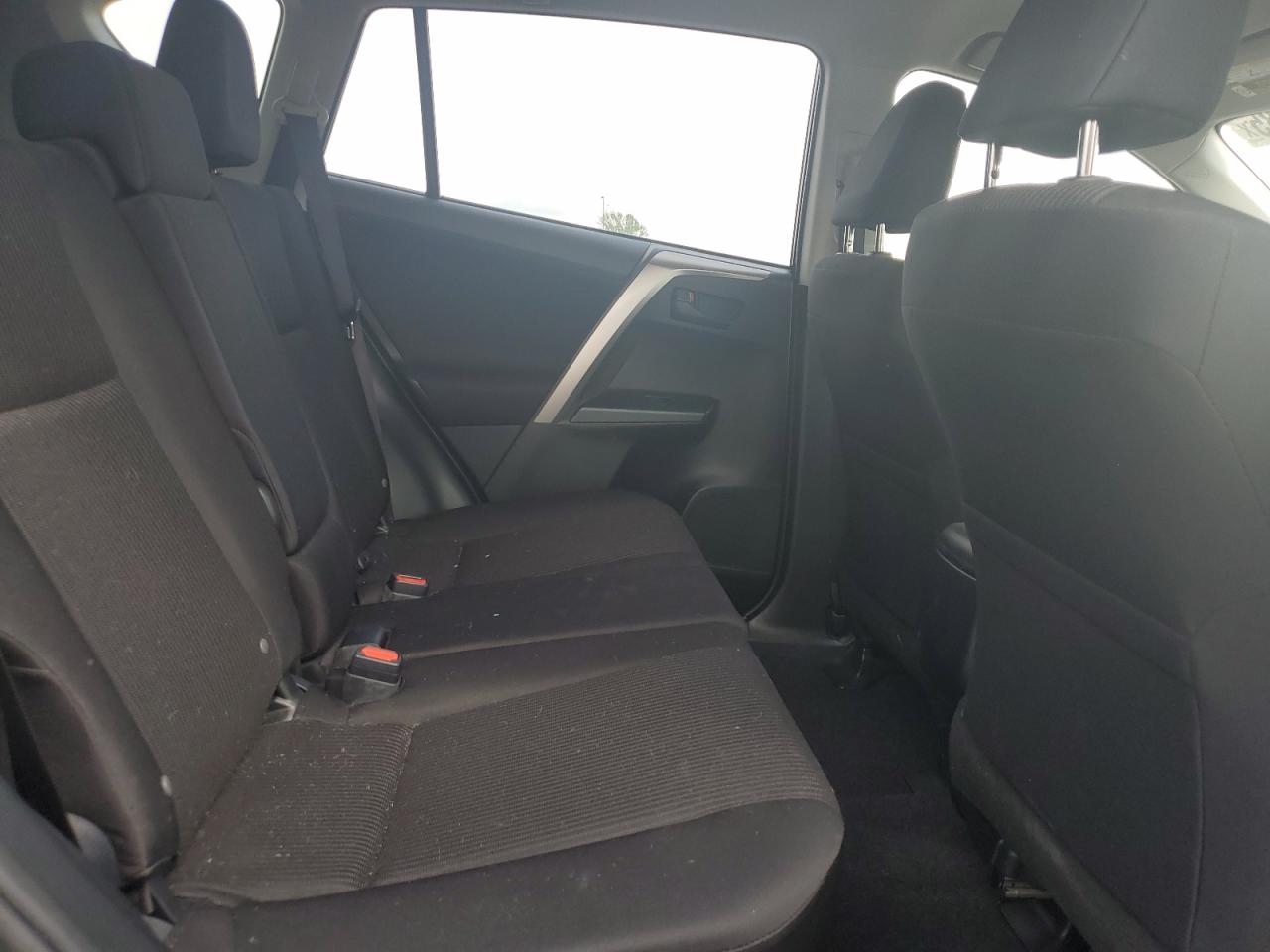 2017 Toyota Rav4 Le VIN: JTMZFREVXHJ710138 Lot: 53787285