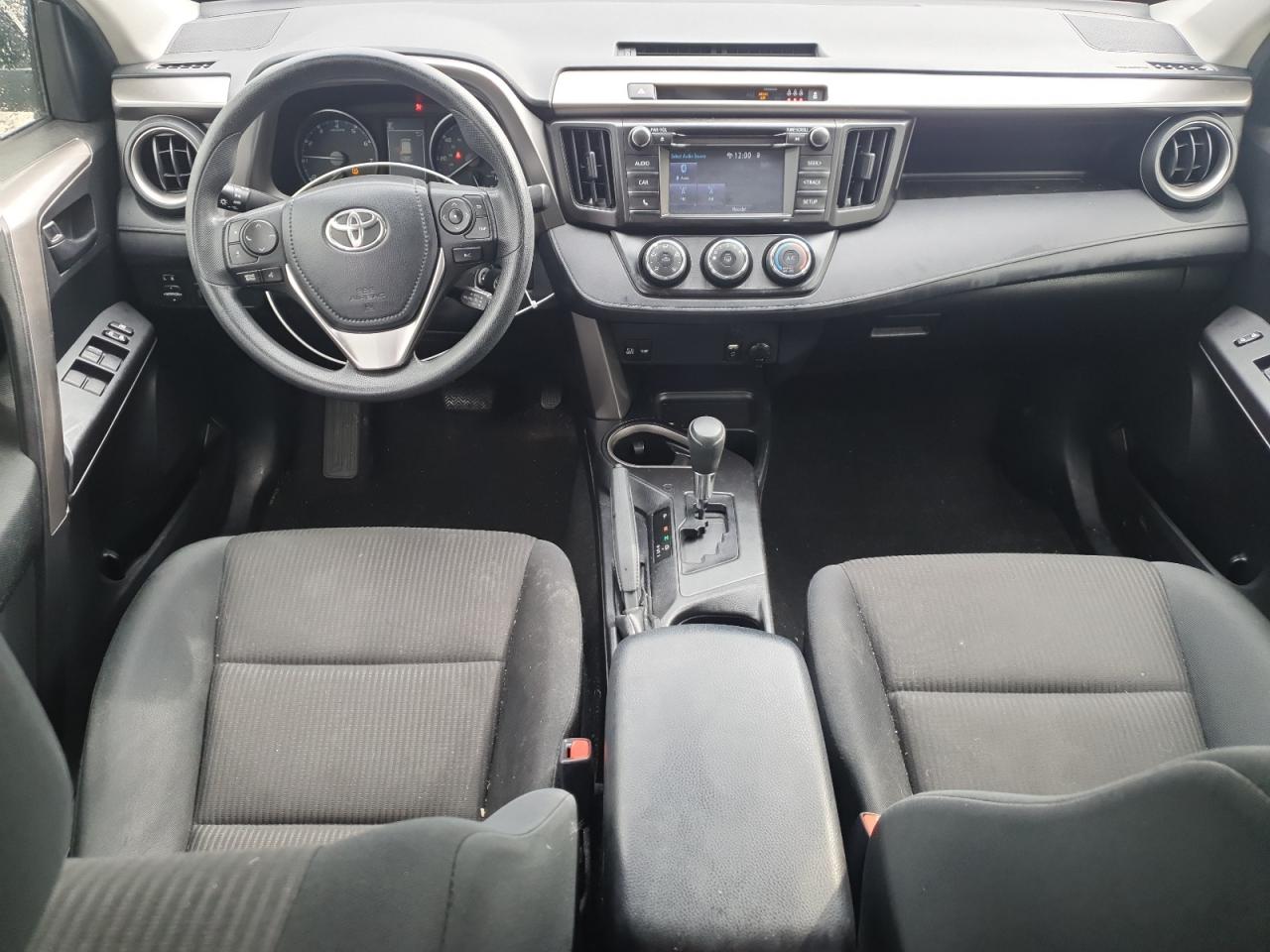 2018 Toyota RAV 4 - Image 8
