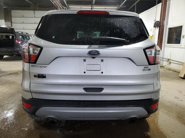  FORD ESCAPE 2017 Серебристый