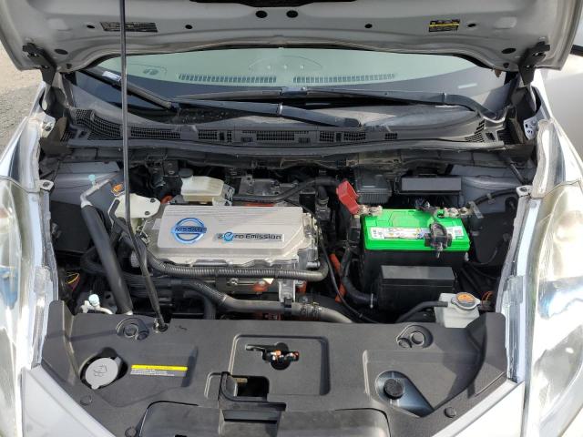 2011 NISSAN LEAF SV