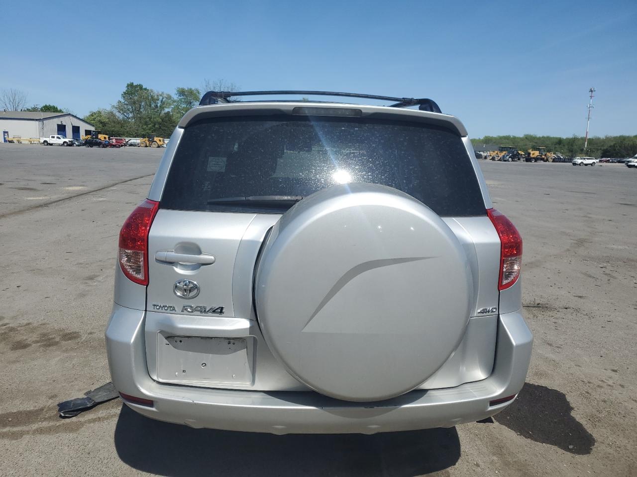 2008 Toyota Rav4 Limited VIN: JTMBD31V886074705 Lot: 55286795