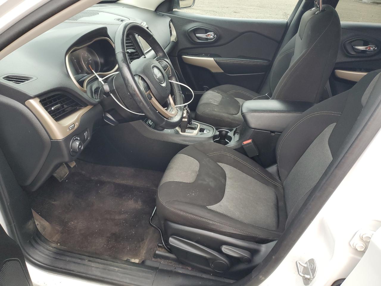 1c4pjmcb1jd602948 1C4PJMCB1JD602948 2018 Jeep Cherokee Latitude