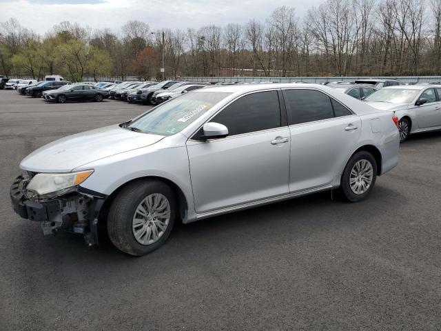  TOYOTA CAMRY 2014 Сріблястий