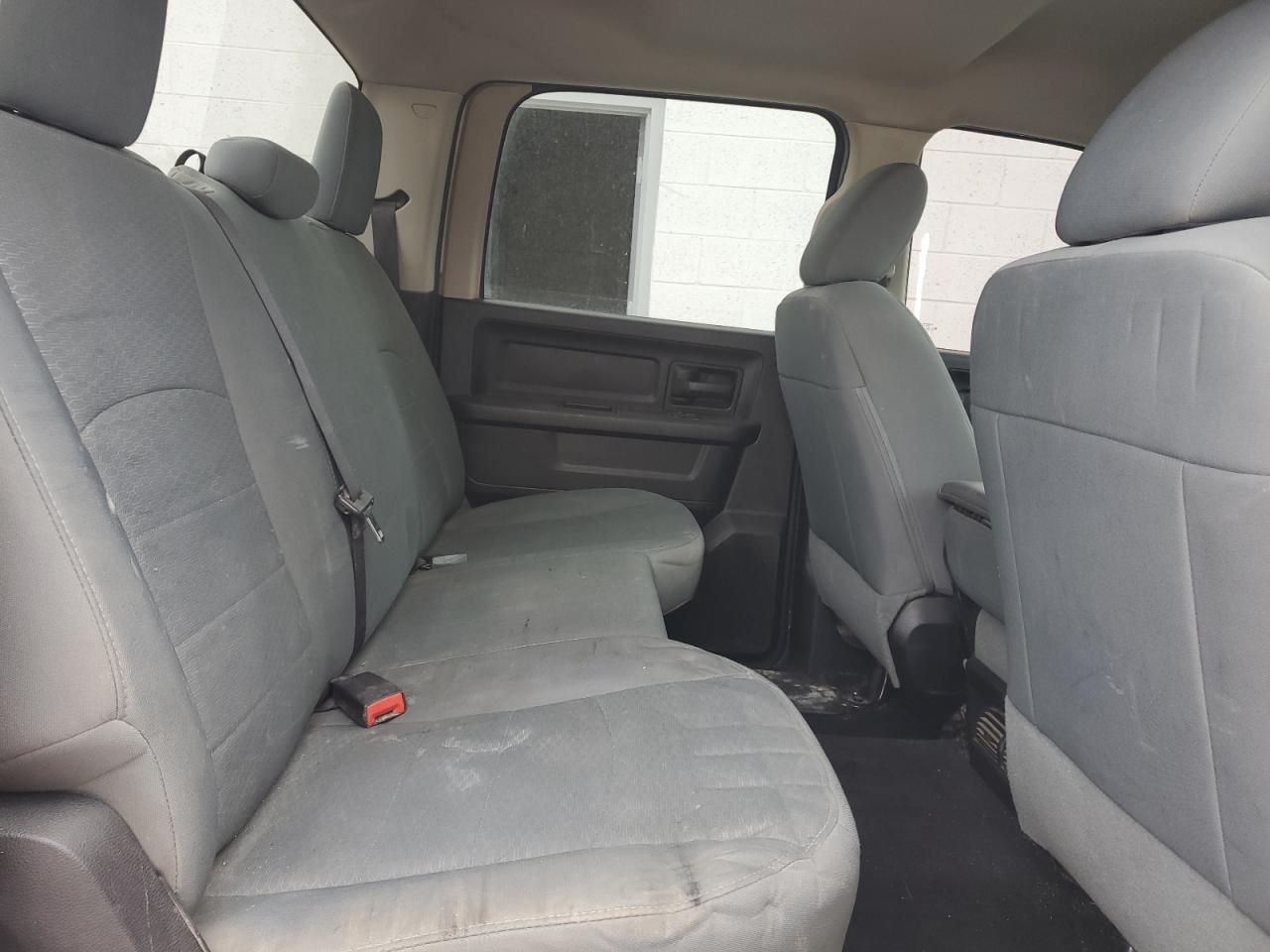 2015 Ram 1500 St VIN: 1C6RR7KT8FS612674 Lot: 55100185