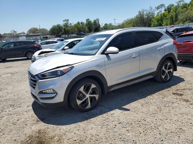 HYUNDAI TUCSON 2018 Srebrny