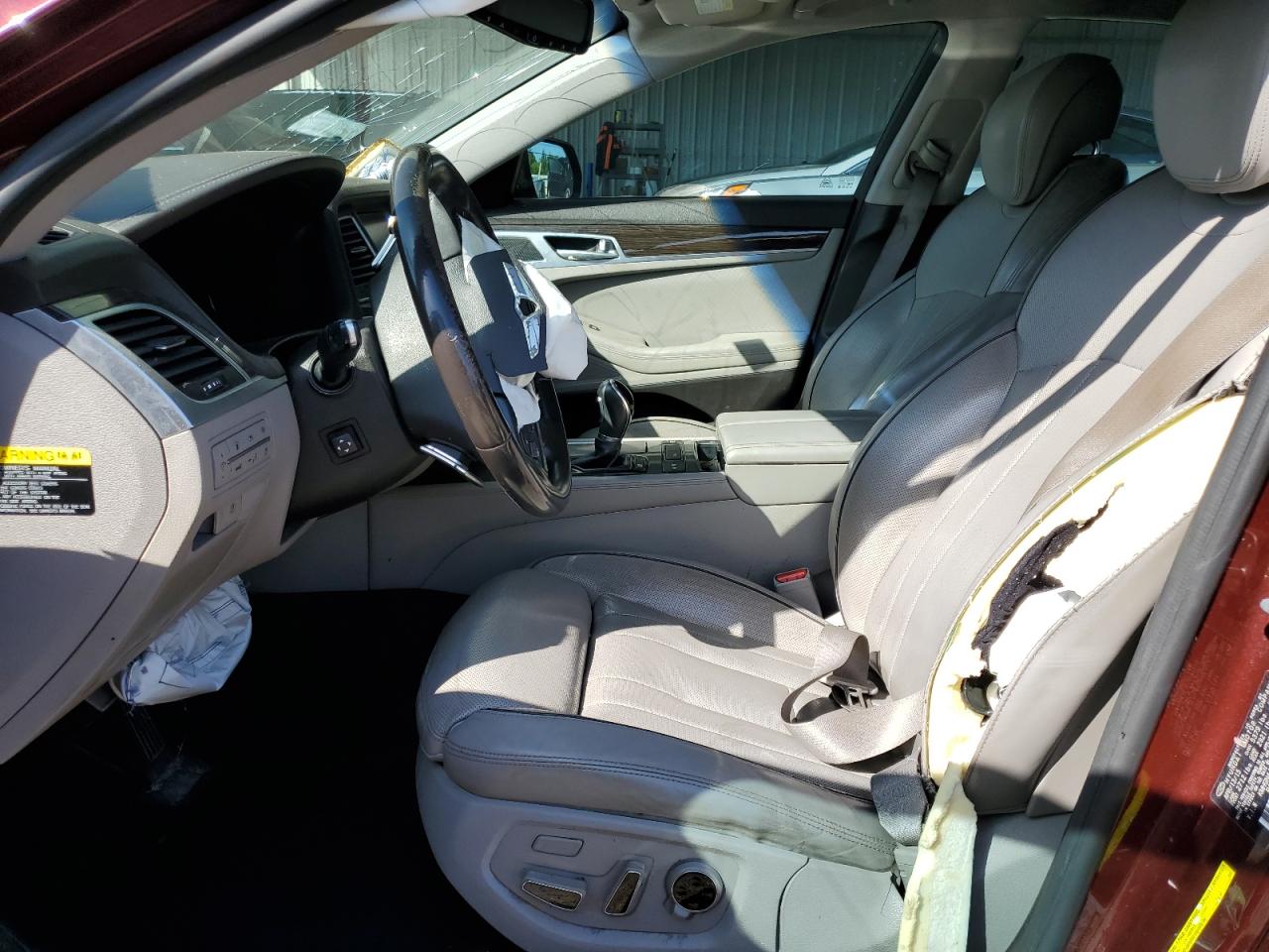 2015 Hyundai Genesis 3.8L VIN: KMHGN4JE3FU097239 Lot: 60845045