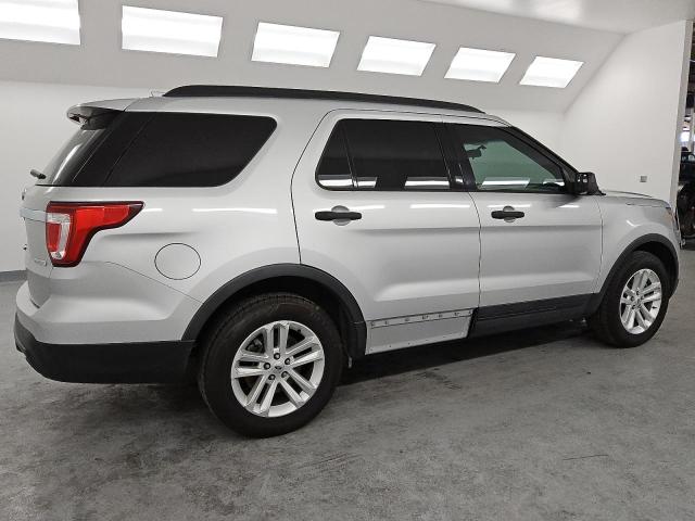  FORD EXPLORER 2017 Silver