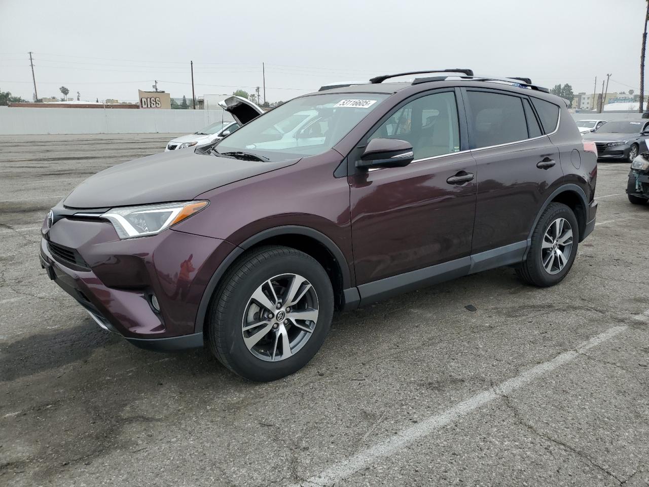 2016 Toyota Rav4 Xle for Sale in Van Nuys, CA - Minor Dent/Scratches