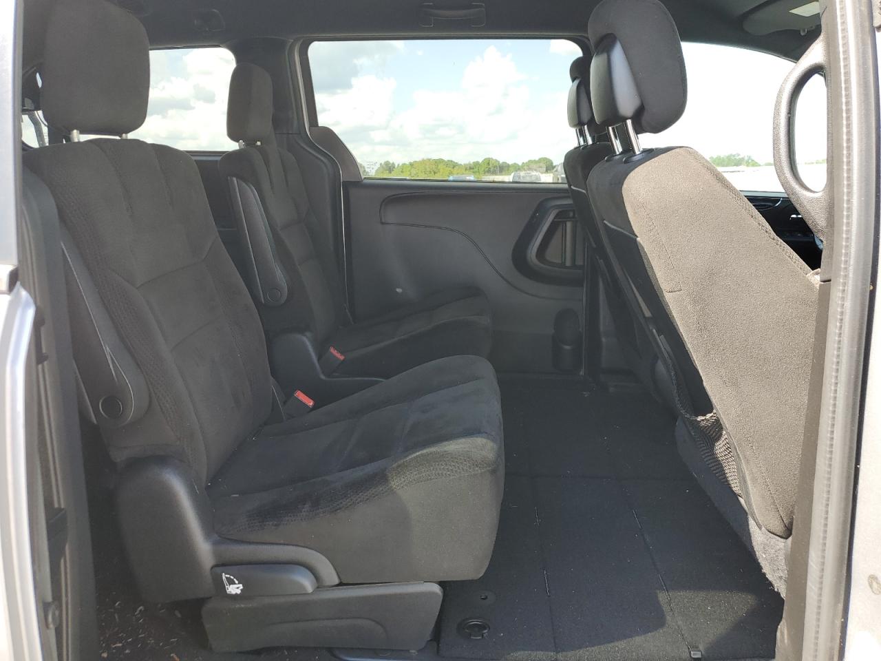 2015 Dodge Grand Caravan Se VIN: 2C4RDGBG1FR685591 Lot: 51317785