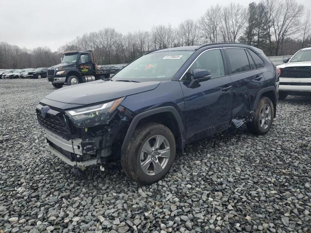 TOYOTA RAV4 XLE 2024