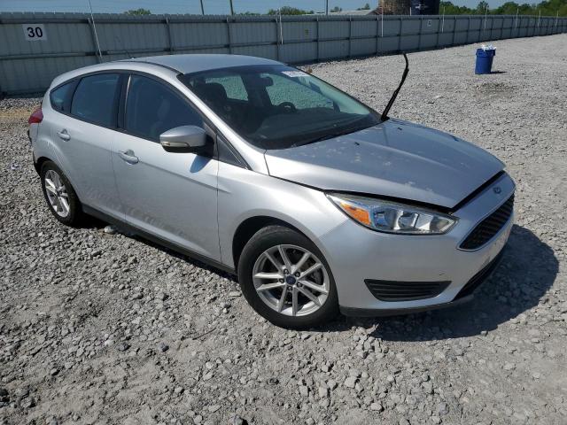Хэтчбеки FORD FOCUS 2016 Серебристый