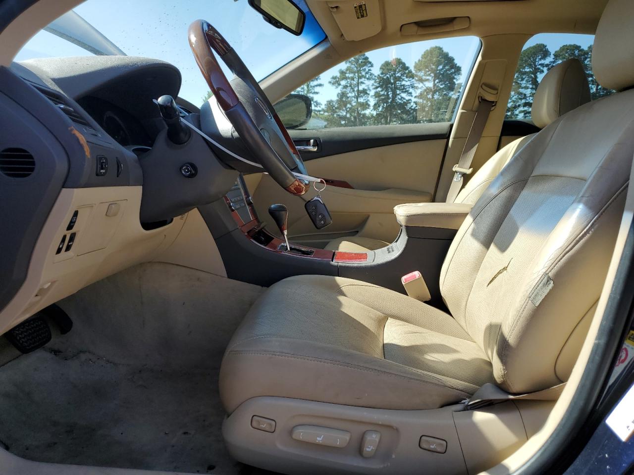 2007 Lexus Es 350 VIN: JTHBJ46G972143821 Lot: 52682895