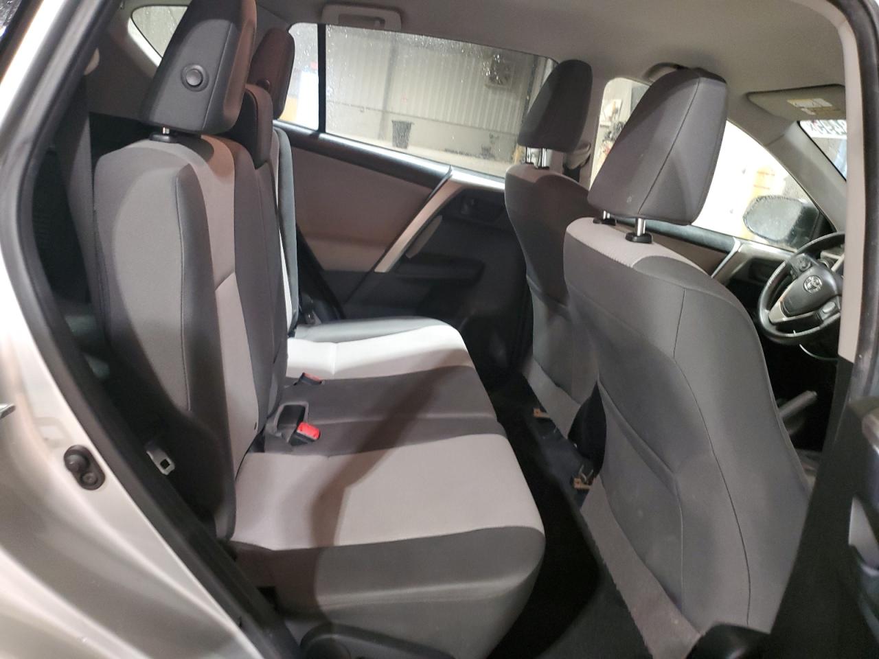 TOYOTA RAV4 2015 VIN JTMBFREV0FJ027217 фото 11