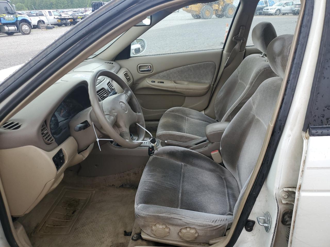 2000 Nissan Sentra Base VIN: 3N1CB51DXYL353143 Lot: 55061205