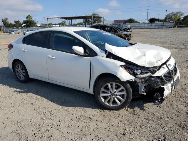  KIA FORTE 2017 Белы