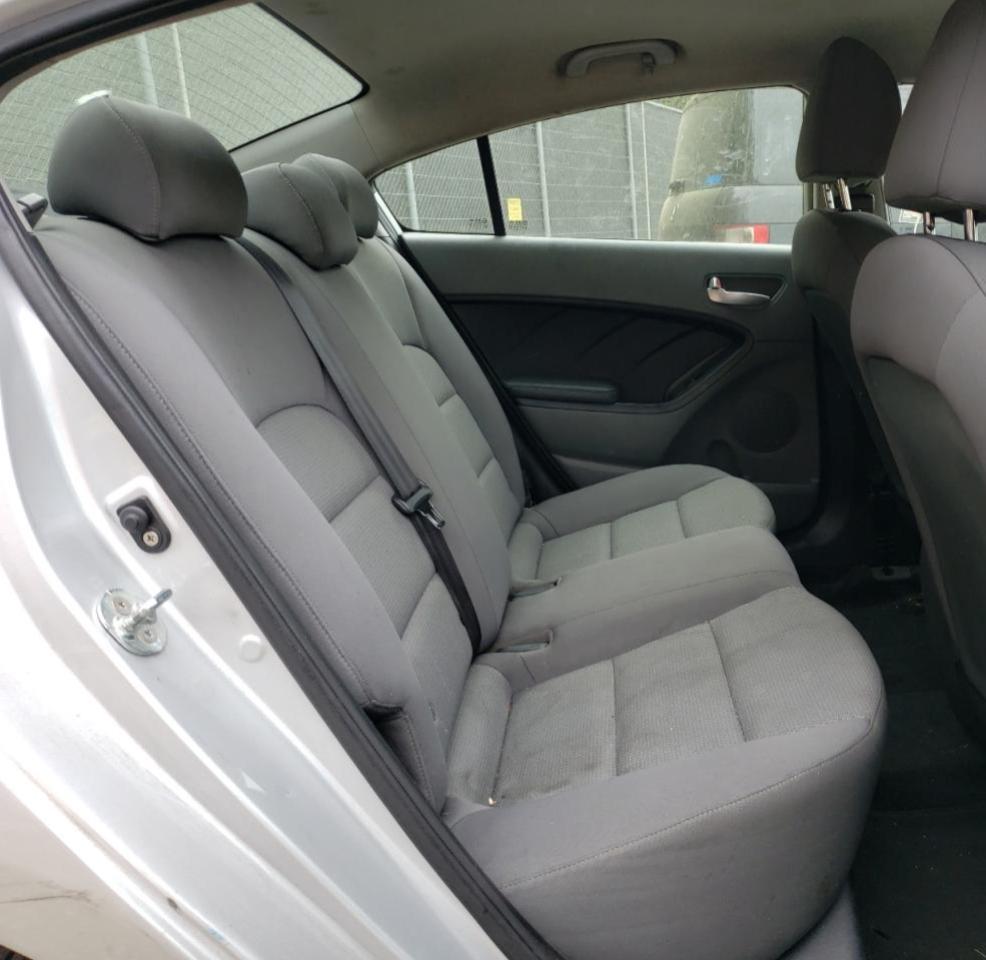 2017 Kia Forte Lx VIN: 3KPFK4A7XHE019391 Lot: 53955755