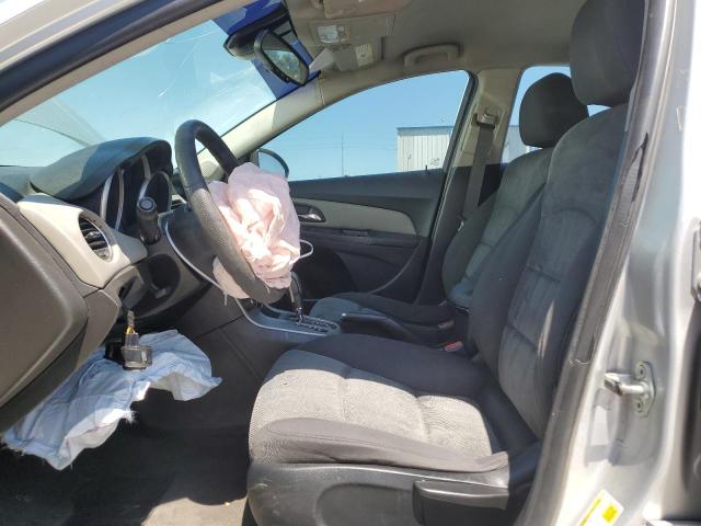 Седани CHEVROLET CRUZE 2015 Сріблястий