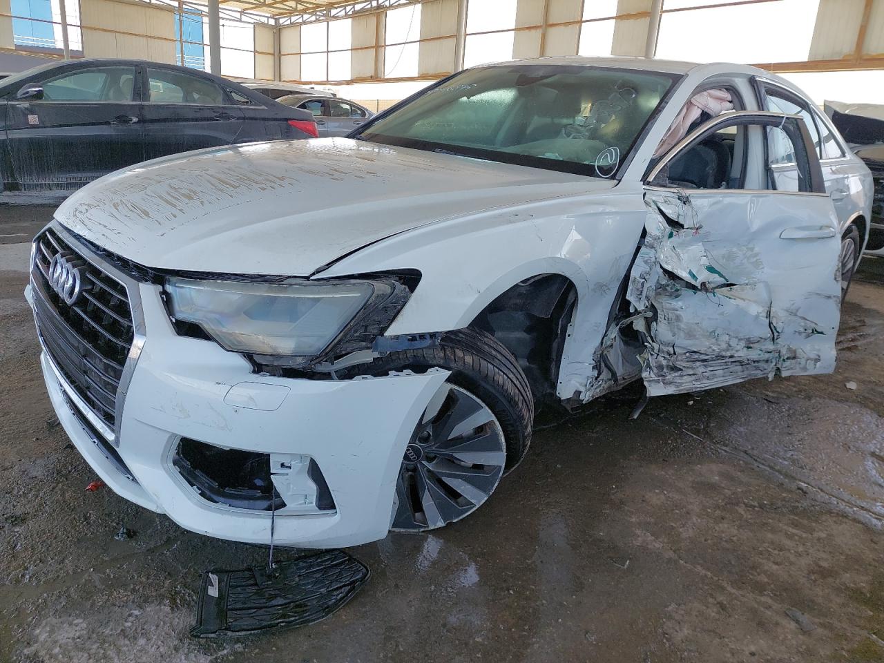 WAUZZZF29MN061640 - 2023 Audi A6 - #52056875