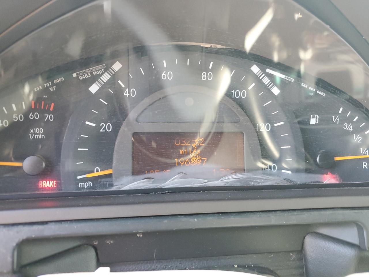 WDCYR49E12X133935 2002 Mercedes-Benz G 500