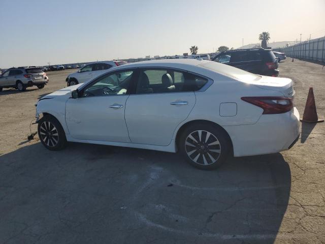  NISSAN ALTIMA 2018 Biały