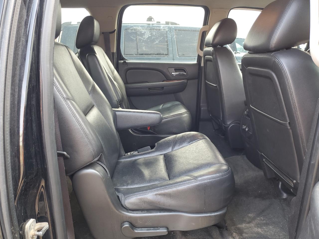 2013 Chevrolet Suburban K1500 Ltz VIN: 1GNSKKE71DR185334 Lot: 52765025