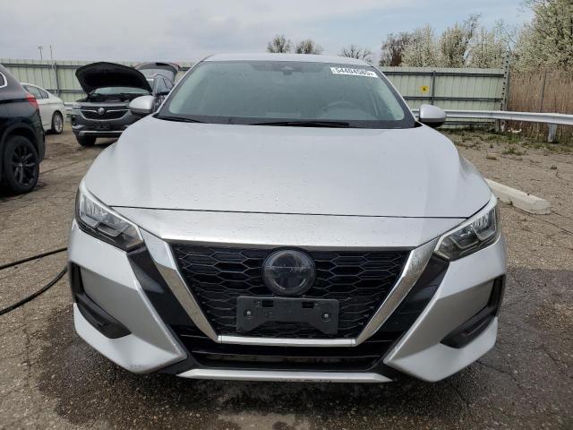  NISSAN SENTRA 2022 Srebrny