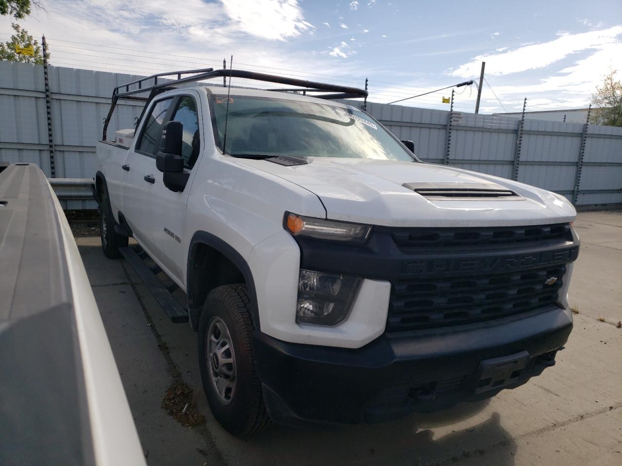 2022 Chevrolet Silverado - Image 4