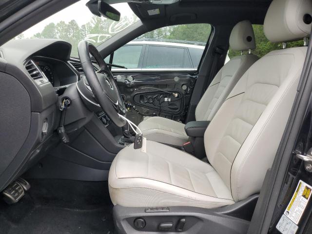  VOLKSWAGEN TIGUAN 2018 Чорний