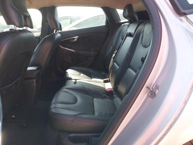 2015 VOLVO V40 CROSS