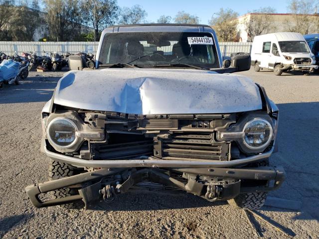  FORD BRONCO 2023 Серебристый