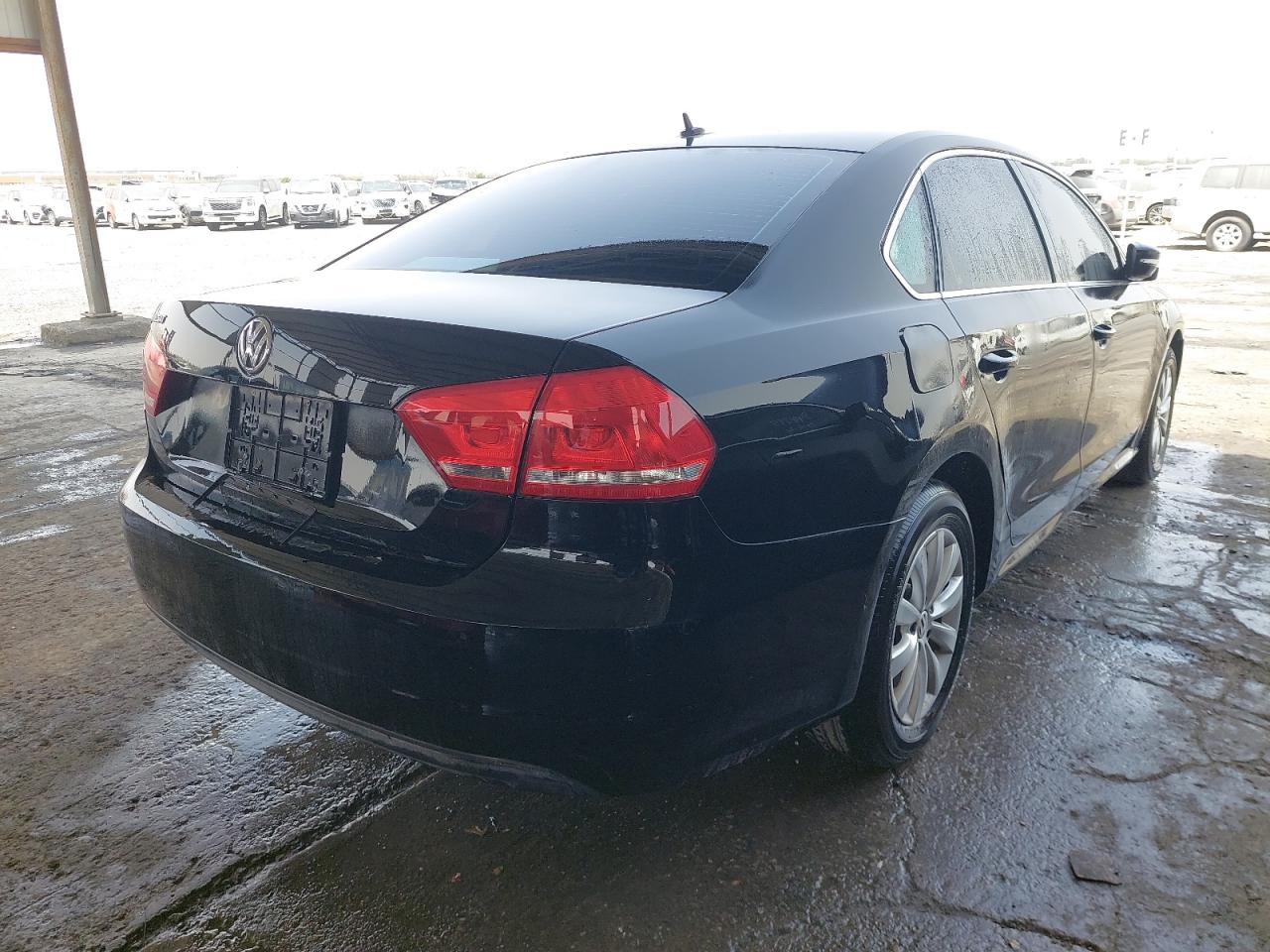 WVWBR7A39FC000702 - 2015 Volkswagen Passat - #undefined