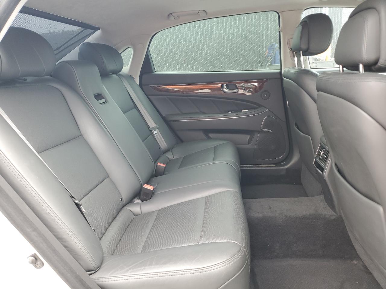 2014 Hyundai Equus Signature VIN: KMHGH4JHXEU082883 Lot: 53679875