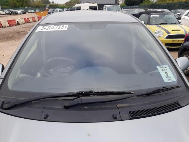 2009 TOYOTA YARIS SR V