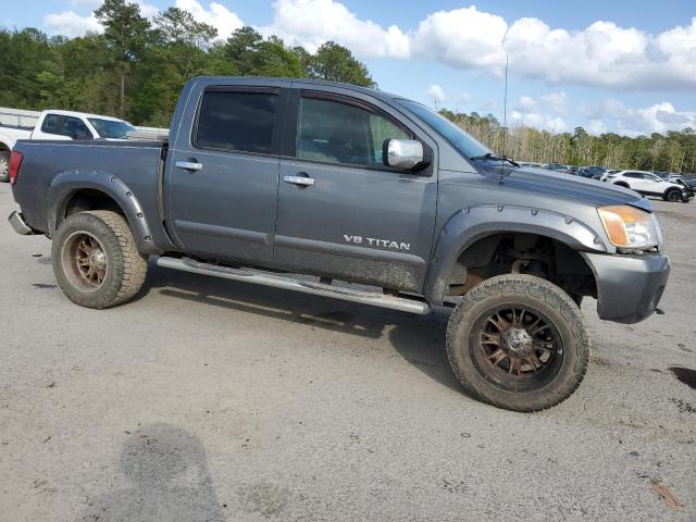  NISSAN TITAN 2015 Szary