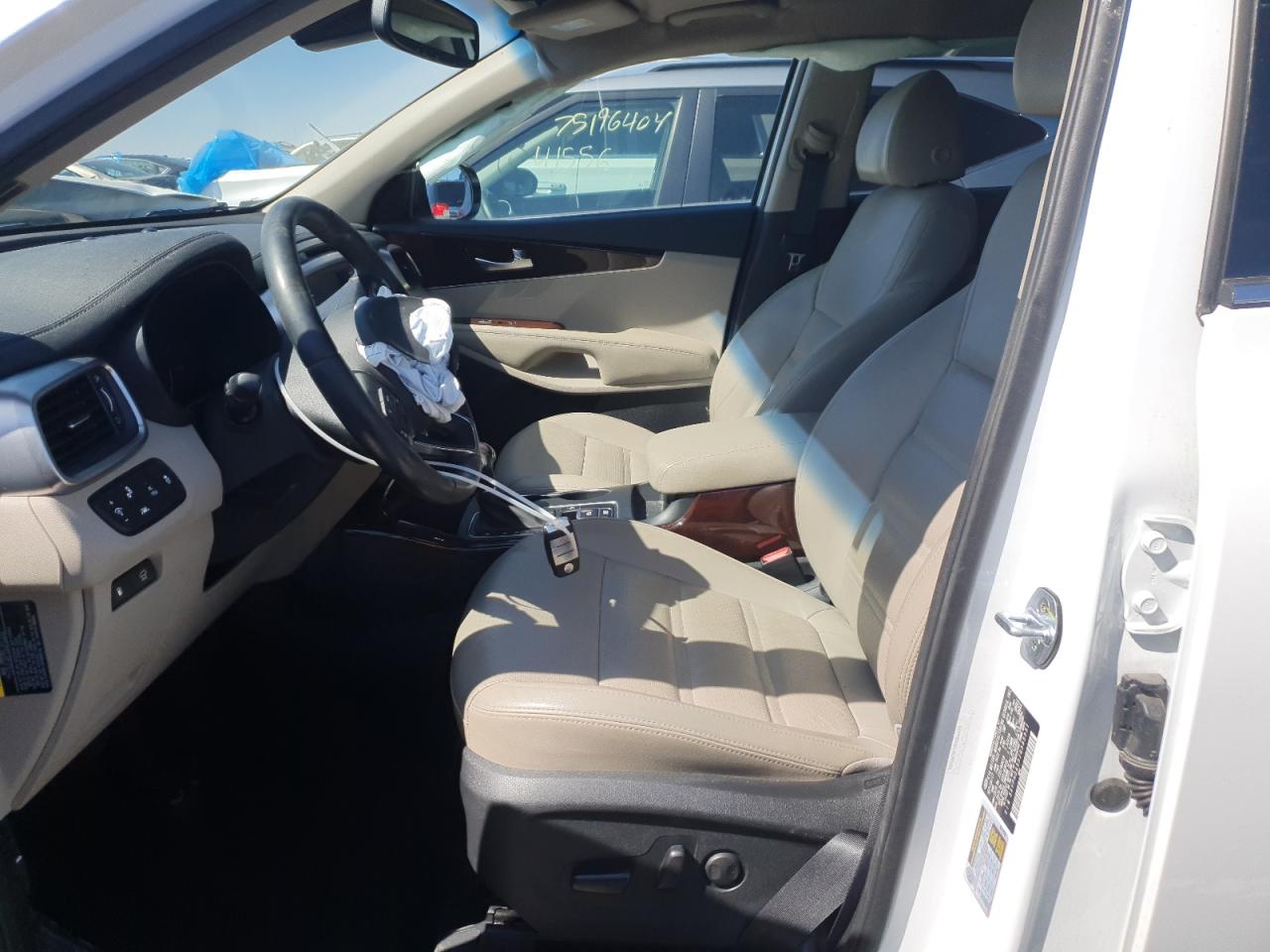 2018 Kia Sorento - Image 7